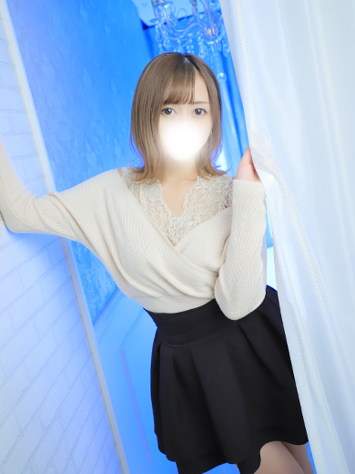 マナミ